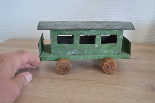 Wagon roulotte zinc - ou, en