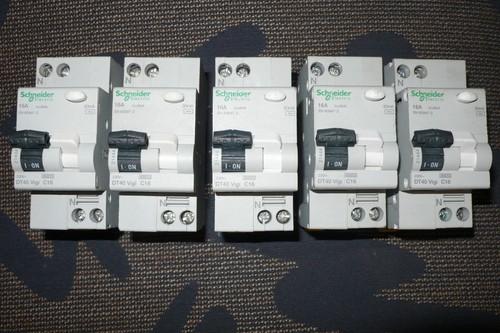 Disjoncteur differentiel 16a - differentiel,