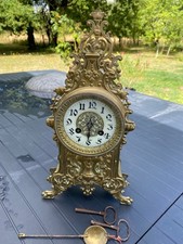 pendule cartel bronze a reviser clef balancier present