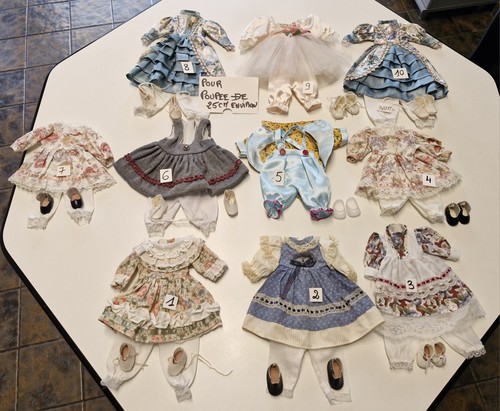 Robes pour petites poupées - petites,
