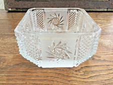 Jolie coupe vide-poche bureau