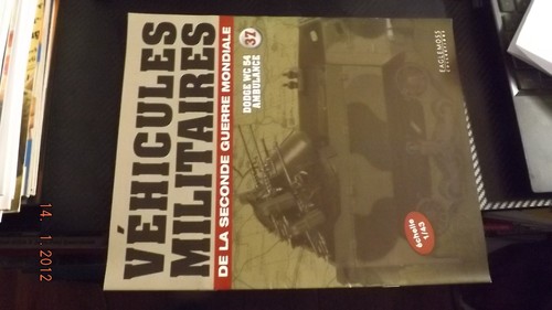 Revue véhicules militaires - gc,
