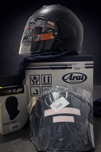 Casque arai noir brillant - casque, sz-r
