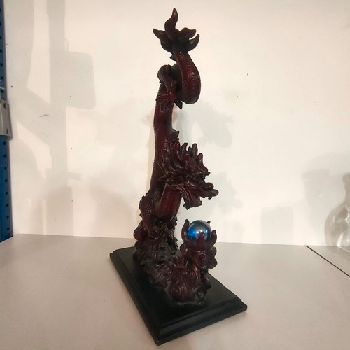 Sculpture dragon type - de,