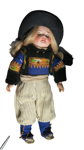 Ancienne costume - ancienne,