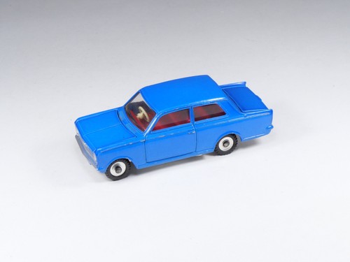 Dinky toys england 136 - -,