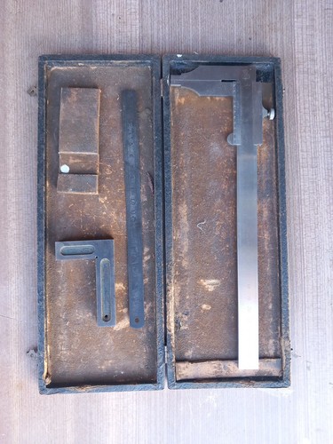 Boite bois avec pied - bois,