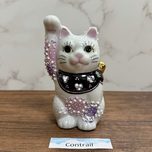 Maneki neko beckoning lucky - maneki,