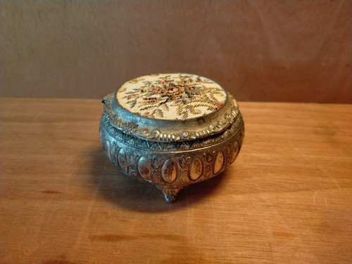 Boite bijoux ancienne - boite, a