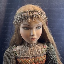 Mundia Christine Et Cecile Porcelain Doll Beautiful Medieval Maiden ForElmoronly