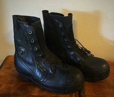 VINTAGE 1979 BATA~Military~Extreme Cold Weather Boots Size 11R-Great condition!