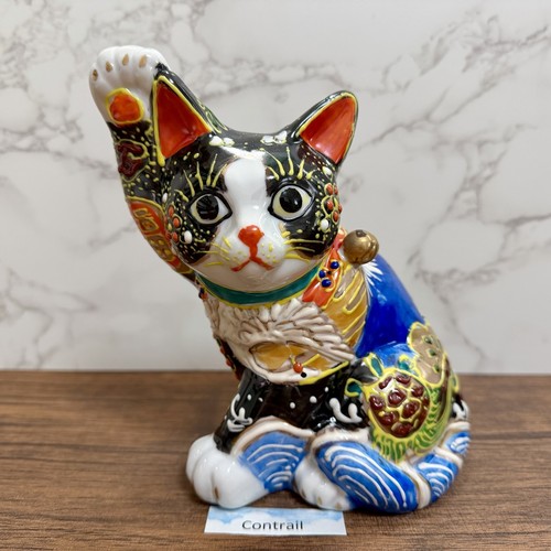 Maneki neko beckoning - maneki, lucky