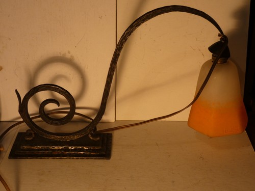 Lampe art deco - design, fer