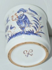 -JOLI POT A CRAYON ou AUTRE