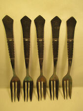 Art Deco cutlery forks with hammer blow decorations plus in 90 case