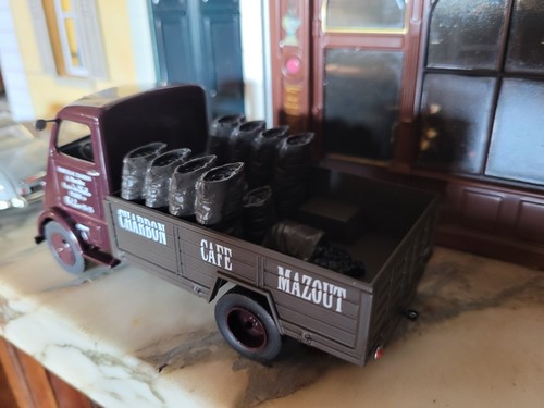 Camion miniature plateau