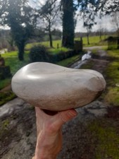 Galet Céramique Signé