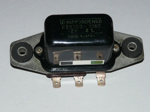Regulateur tension de - regulateur,