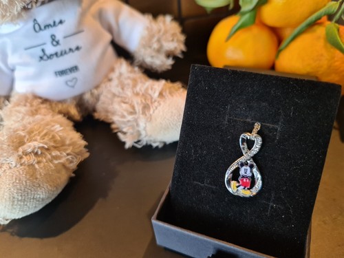 Pendentif mickey avec sans - ou,