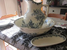 ensemble de toilette ancien MOULIN DES LOUPS