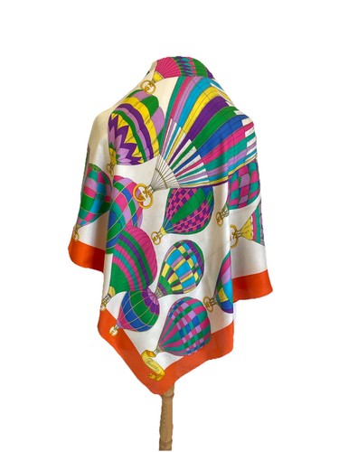 S59 vtg gucci - gucci, silk