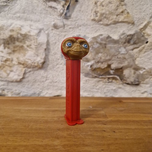 Distributeur pez t - pez, e.t