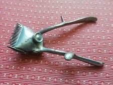 Ancienne tondeuse de coiffeur