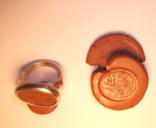 Superbe bague sceau intaille romaine de NEMAUSUS