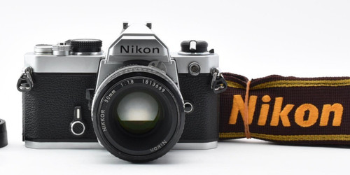 Neuf appareil photo - photo, reflex