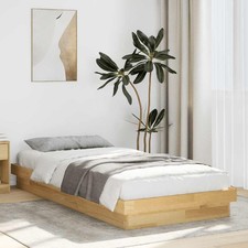 Cadre de lit sans matelas