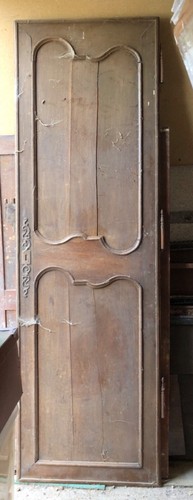 Porte bonnetière ou - porte,