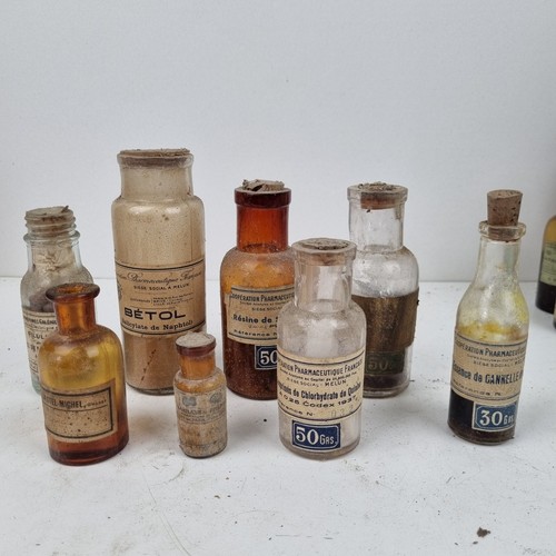 Bouteilles pharmacie verre - ,