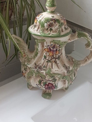 Capodimonte céramique décor