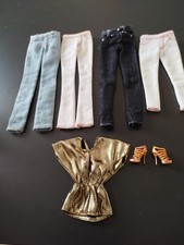 lot vêtements Barbie Basic