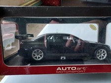 AUTOART 1/18 - 80427 CADILLAC