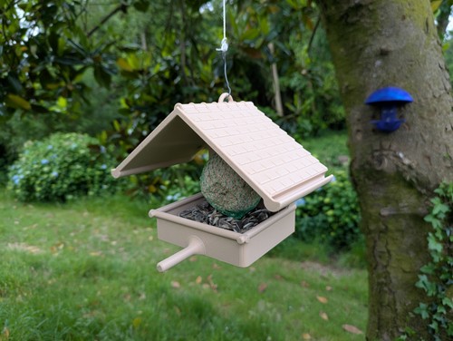 Mangeoire oiseaux à - mangeoire,