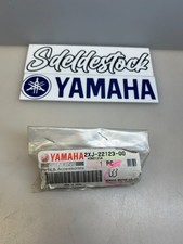 1 entretoise gauche bras