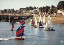 56-LA TRINITE SUR MER-ECOLE DE VOILE D OPTIMIST-N�631-D/0235