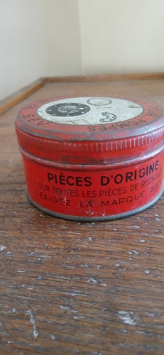 Boîte métallique - s.e.v., –