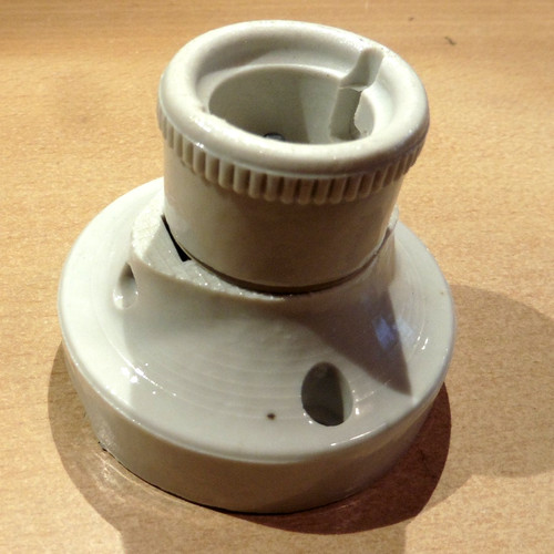 Applique douille porcelaine