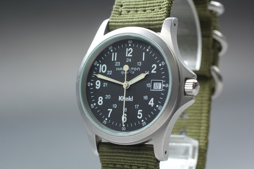 Presque comme neuve montre - [presque,