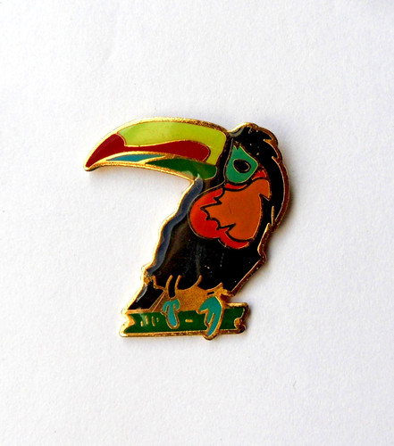 Pin oiseau toucan - pin's,