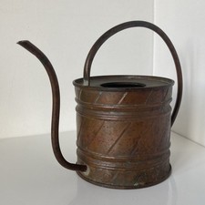 Bel arrosoir ancien en cuivre