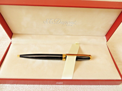Beau stylo bille dupont - à,