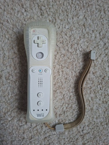 Nintendo wii remote - nintendo,