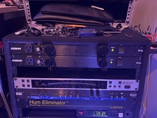 Furman M-8LX Power Conditioner