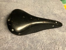 VINTAGE CLUB NO. 29A CUIR CROUPON... "MARQUE DEPOSEE" LEATHER. TRACK BIKE SADDLE