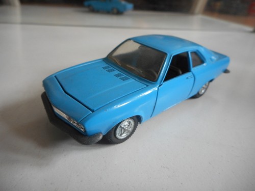 Pilen opel manta - opel, bleue