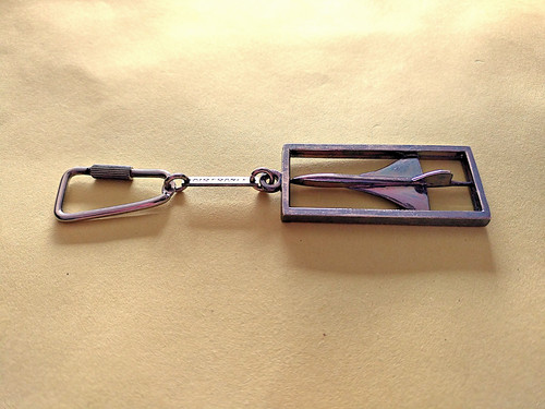 Ancien porte clé - mÉtal, avion