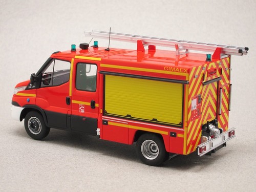 Alerte pompier iveco - 1/43,